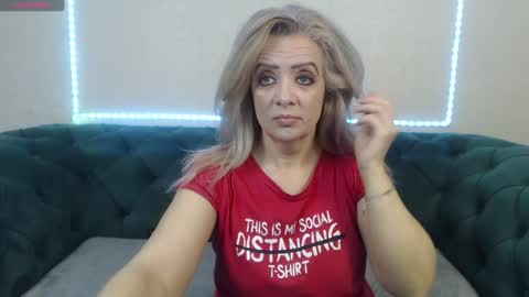 ivanacharm online show from February 3, 4:35 am
