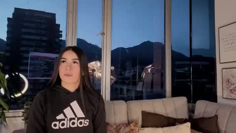 Snapshot of ivanna_west chatting on September 17, 10:41 am Ivanna West online show from September 17, 10:41 am