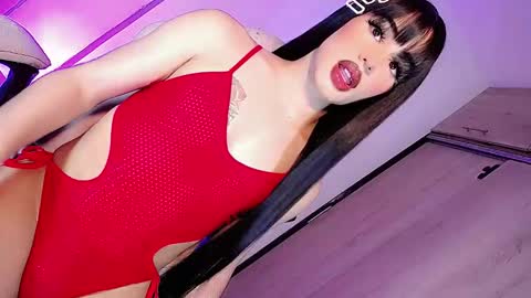 ivannahot23 online show from September 13, 7:44 am