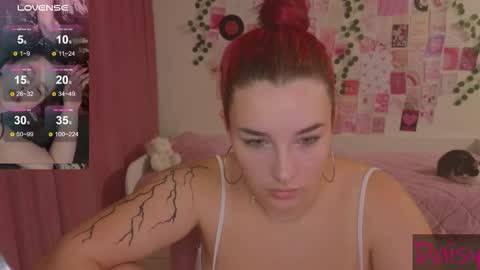 Snapshot of iwi_wi_wi chatting on September 18, 7:40 pm Daisy online show from September 18, 7:40 pm