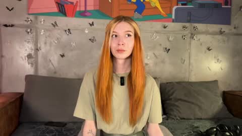 Snapshot of izi_fox chatting on February 26, 6:37 pm izi online show from February 26, 6:37 pm