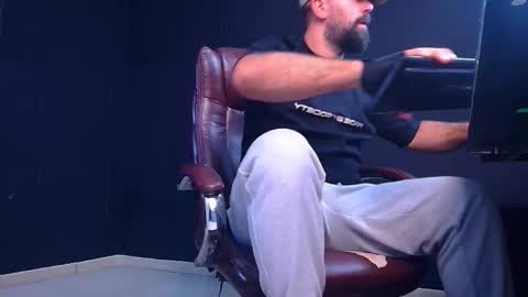 JackEthan online show from September 11, 5:20 am