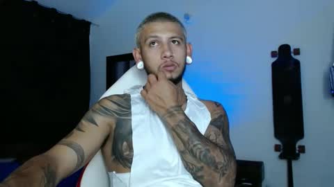 Snapshot of jacob_zane1 chatting on February 11, 4:44 am Michael Caicedo online show from February 11, 4:44 am