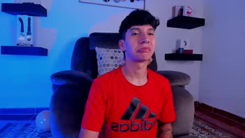 Snapshot of jacobo__parker21 chatting on January 18, 10:39 pm jacobo parker online show from January 18, 10:39 pm