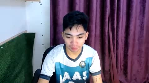 Snapshot of jade_kaizo chatting on December 21, 11:44 am Jade online show from December 21, 11:44 am