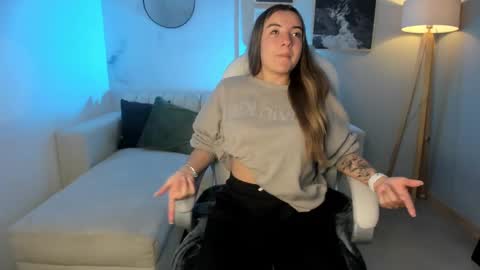 jade_vela online show from September 21, 7:18 pm