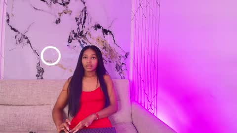 Jade  online show from September 11, 2:40 pm