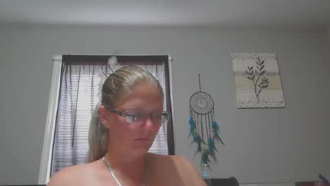 Snapshot of jadeluv chatting on September 14, 4:30 pm JadeLuv online show from September 14, 4:30 pm