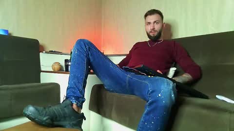 Snapshot of jamienoxus chatting on March 8, 11:49 pm Robbie online show from March 8, 11:49 pm