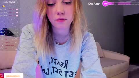 Snapshot of janice_sweet chatting on January 31, 3:20 am Janice online show from January 31, 3:20 am