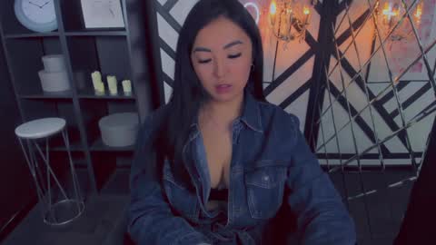 Jasmine online show from December 27, 8:35 am