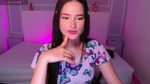 jasminebella0 online show from March 2, 1:58 am