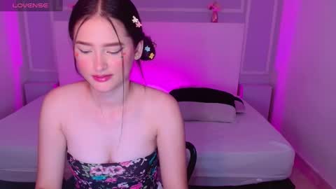 jasminebella0 online show from March 2, 8:50 pm