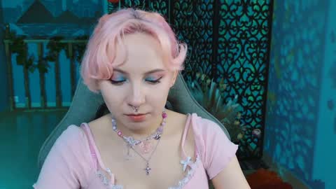 Jasmine online show from January 24, 1:03 pm