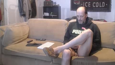 Snapshot of jay_short7863 chatting on March 10, 1:10 pm O F jay short786 online show from March 10, 1:10 pm