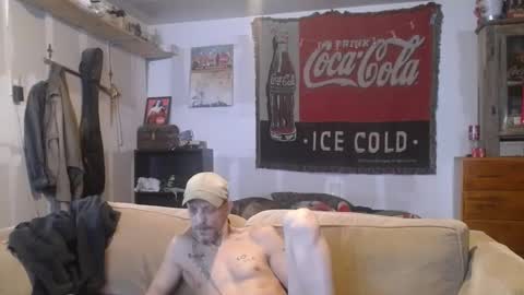 Snapshot of jay_short7863 chatting on March 11, 6:30 pm O F jay short786 online show from March 11, 6:30 pm