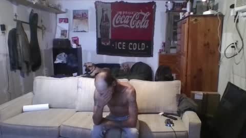 Snapshot of jay_short7863 chatting on September 11, 12:17 pm O F jay short786 online show from September 11, 12:17 pm