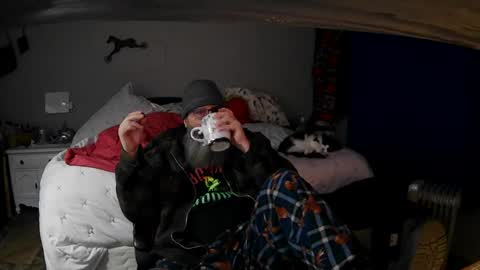 Snapshot of jaycanbefun chatting on January 20, 8:19 am Grand Zaddy or Jay its casual online show from January 20, 8:19 am