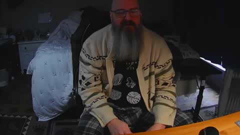 Snapshot of jaycanbefun chatting on February 21, 9:11 pm Grand Zaddy or Jay its casual online show from February 21, 9:11 pm