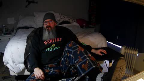 Snapshot of jaycanbefun chatting on January 24, 12:20 am Grand Zaddy or Jay its casual online show from January 24, 12:20 am