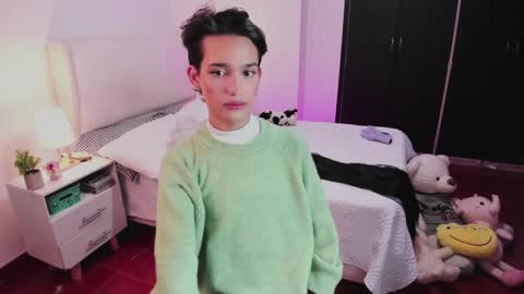  J E V D  online show from September 17, 3:54 am