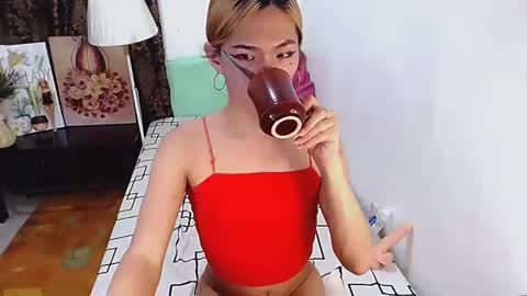 KYLAHARDFUCKER online show from March 4, 5:42 am