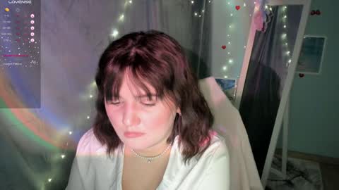Snapshot of jennie_berry chatting on February 6, 12:22 am Jennie online show from February 6, 12:22 am