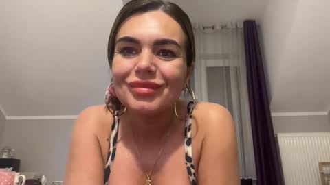 Snapshot of jenny_play1 chatting on February 27, 12:56 pm Jenny online show from February 27, 12:56 pm