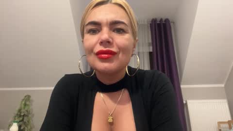 Snapshot of jenny_play1 chatting on December 31, 8:26 am Jenny online show from December 31, 8:26 am