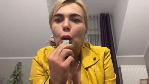 Snapshot of jenny_play1 chatting on January 24, 11:48 am Jenny online show from January 24, 11:48 am