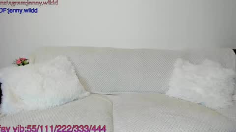 infamous blondiechloe.             Jennyjennywildd online show from February 25, 6:03 am