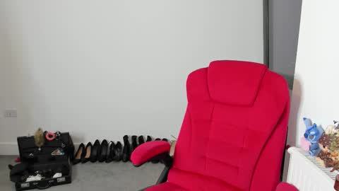 Snapshot of jesicacoper chatting on September 8, 9:58 pm MistressJesicaCoper online show from September 8, 9:58 pm