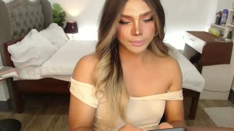 Snapshot of jesie_hot69 chatting on February 26, 1:32 pm jesie_hot69 online show from February 26, 1:32 pm