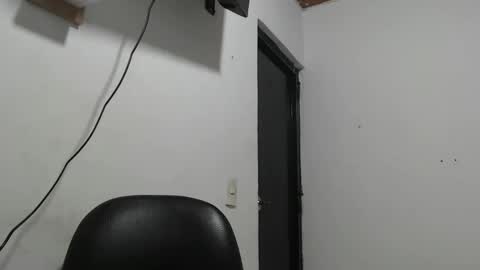 jess_beaut online show from September 20, 1:41 am