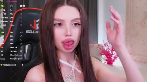 Snapshot of jessie_johns chatting on February 24, 4:15 pm jessie_johns online show from February 24, 4:15 pm