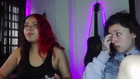 Snapshot of jessie_wild chatting on February 20, 4:58 pm jessie_wild online show from February 20, 4:58 pm