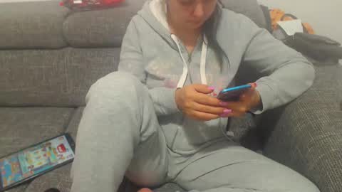 jessiestar3 online show from February 26, 1:22 pm