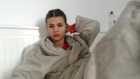 Snapshot of jessiexryan chatting on January 10, 10:17 am jessieryan online show from January 10, 10:17 am