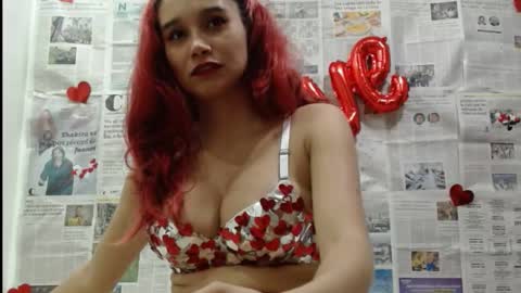 Snapshot of jessilop_ chatting on February 15, 2:37 am Jessi Lop online show from February 15, 2:37 am