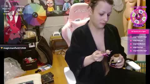 Snapshot of jessyboi0504 chatting on February 25, 11:43 am seductress Cyber Succubus online show from February 25, 11:43 am