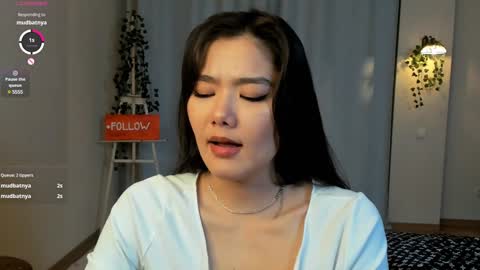 Hi all. My name is Naomi and Im glad to see you in my room  online show from February 6, 7:18 pm