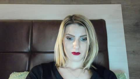 Jewel  no nude  online show from January 25, 9:35 pm