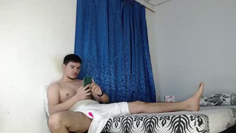 Snapshot of jeycob_happy97 chatting on December 21, 11:11 am Juan David online show from December 21, 11:11 am