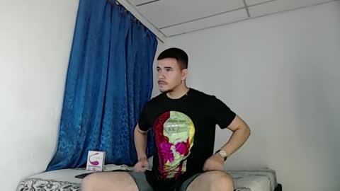 Snapshot of jeycob_happy97 chatting on March 8, 10:24 pm Juan David online show from March 8, 10:24 pm