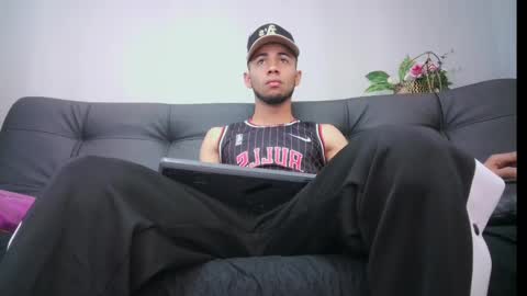 jhon_malo online show from January 27, 9:23 am