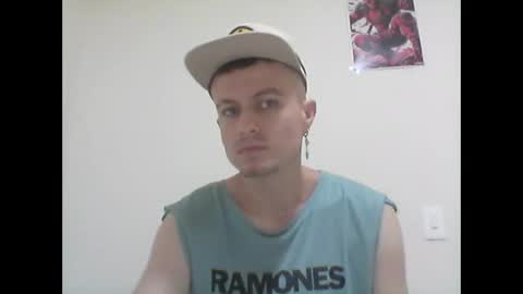 jhonny_6695 online show from March 2, 8:40 pm