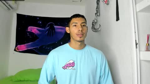 jhosep_hamilton online show from September 18, 7:07 pm