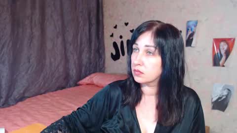 jillstevens online show from September 12, 6:54 pm