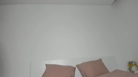 Snapshot of jimyti_bad_boy chatting on March 4, 7:54 pm jimyti_bad_boy online show from March 4, 7:54 pm