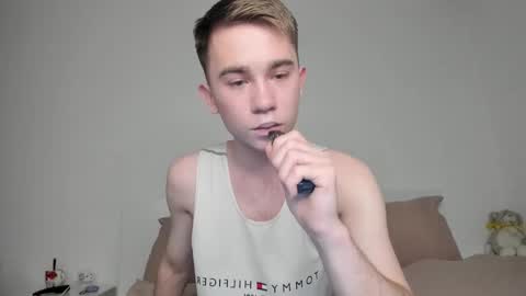 Snapshot of jimyti_bad_boy chatting on February 24, 2:08 am jimyti_bad_boy online show from February 24, 2:08 am